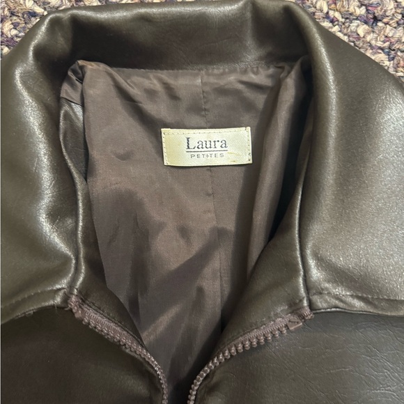 Vintage Women’s Brown Faux Leather Blazer Jacket Size6 Made in Canada Shiny Silk - Picture 5 of 7